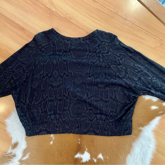 Terez Foil Crew Neck Sweatshirt | size: XS - Picture 13 of 17